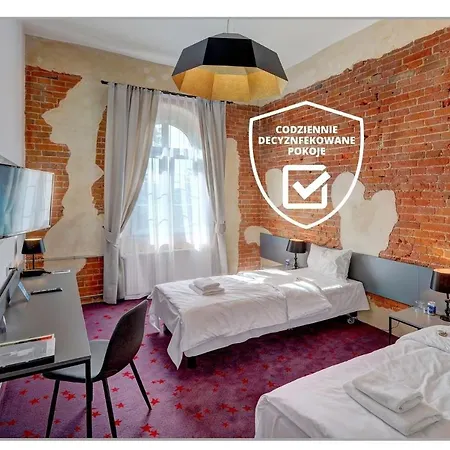 酒店 Koszary Arche
