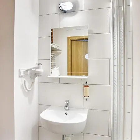 Koszary Arche Góra Kalwaria