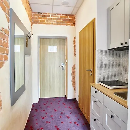 Koszary Arche 3* Góra Kalwaria