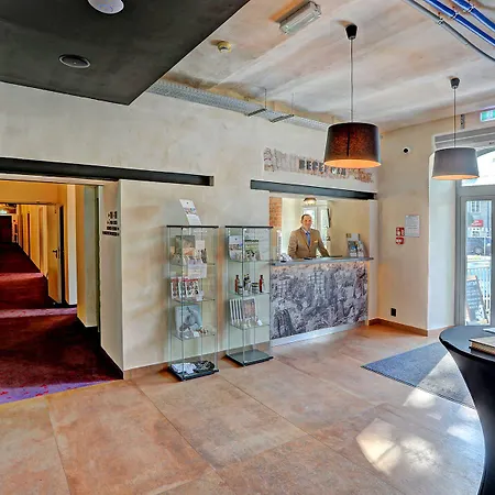 Koszary Arche Hotel 3*