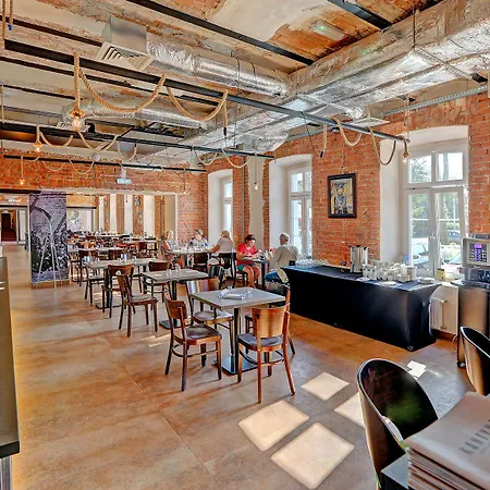 Hotel Koszary Arche 3*