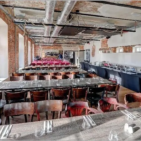 Koszary Arche Góra Kalwaria