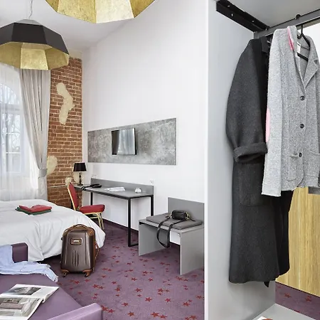 Koszary Arche Hotel Góra Kalwaria