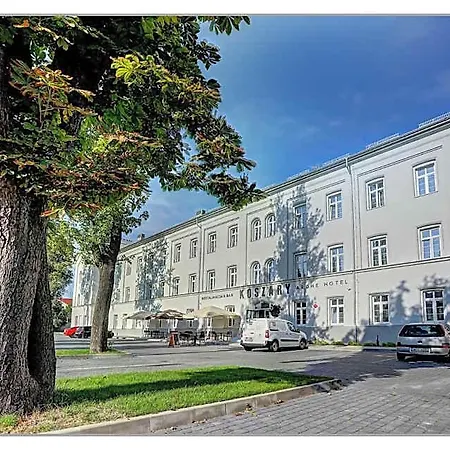 Koszary Arche Hotel Góra Kalwaria