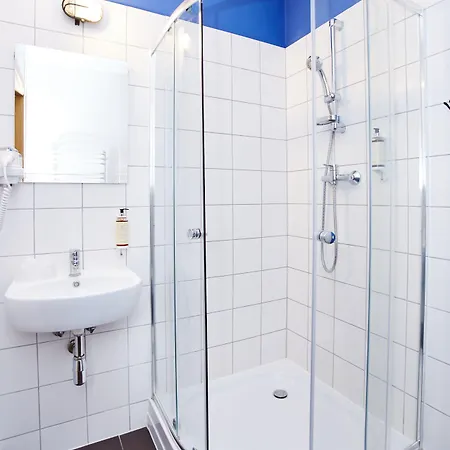 Koszary Arche Hotel 3*