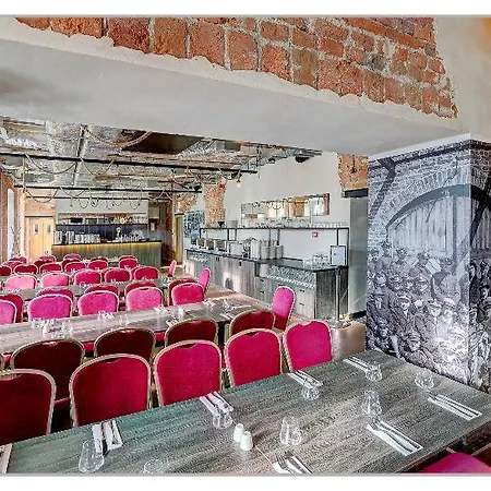 Hotel Koszary Arche 3*