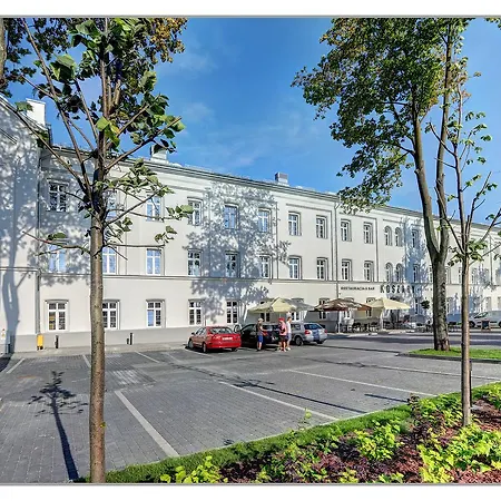 Hotel Koszary Arche Góra Kalwaria