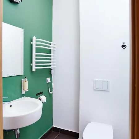 Koszary Arche 3* Góra Kalwaria