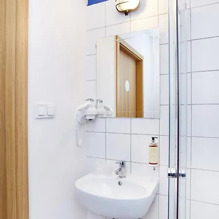 Koszary Arche Hotell 3*