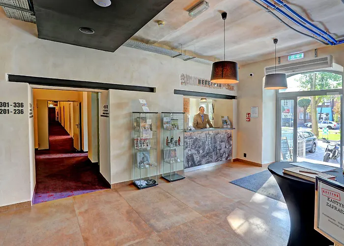 Koszary Arche Hotel 3*