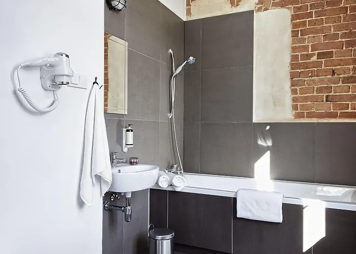 Koszary Arche Hotel Góra Kalwaria