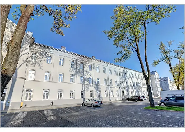 Koszary Arche Hotel Góra Kalwaria